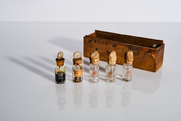 Bottle from Gold Test Kit from the Mint
